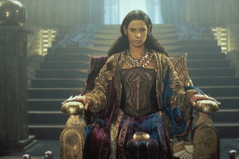 screenshot of Jaye Davidson from Stargate movie