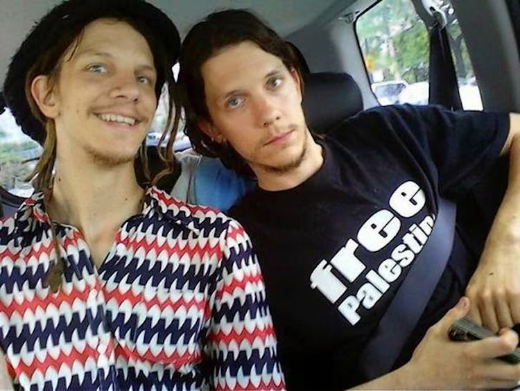 A photo of Jason and Jeremy Hammond smiling.