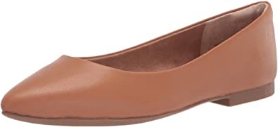 Amazon Essentials Pointed-Toe Ballet Flat