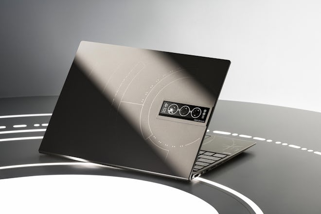 Asus ZenBook 14 OLED Space Edition