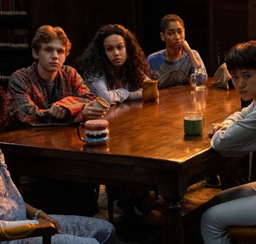 The Cast of The Midnight Club