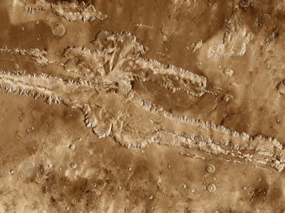 Mars canyon