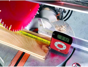 eTape16 Digital Tape Measure