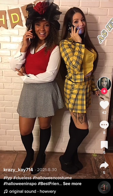 Cher and Dionne from Clueless is a best friend costume idea for Halloween 2022.