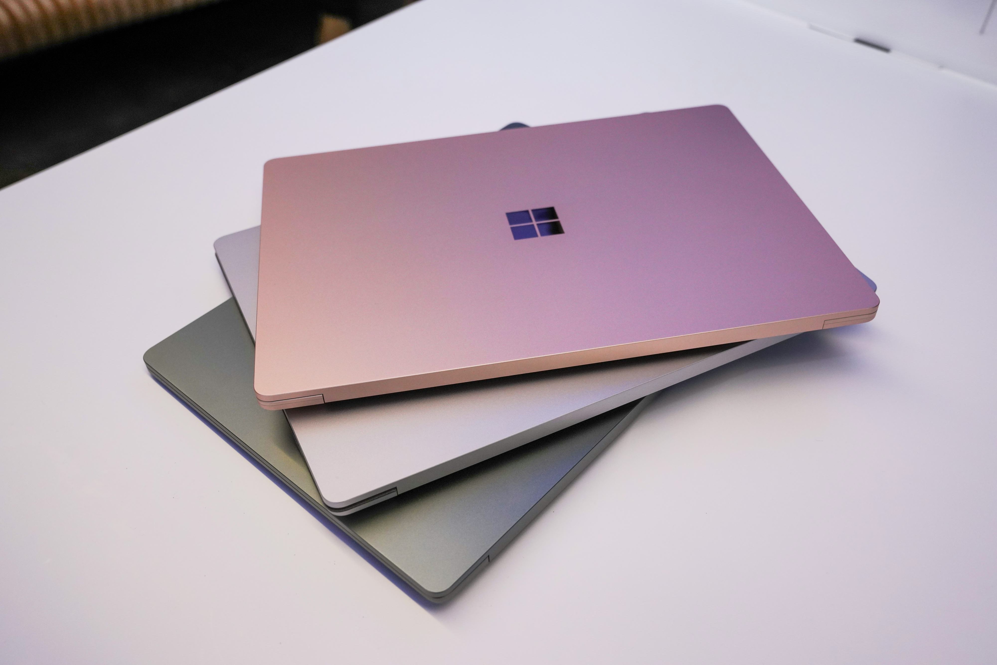 Microsoft Surface Laptop 5 ピンク 13.5インチ Amazon.com: mCover Case for 13.5
