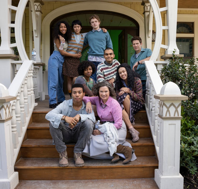 The cast of 'The Midnight Club' at the place where was Midnight Club filmed.