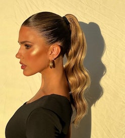 sleek ponytail