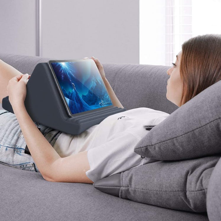 Lamicall Tablet Pillow Stand