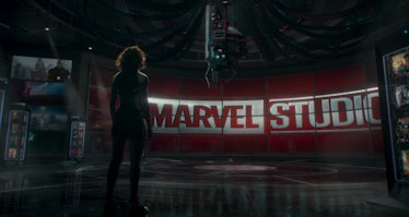 Jennifer Walters (Tatiana Maslany) finds herself in Marvel Studios’ headquarters in the Season 1 fin...
