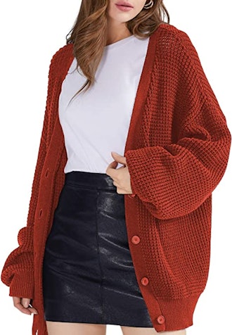 QUALFORT Button-Down Oversized Knit Cardigan