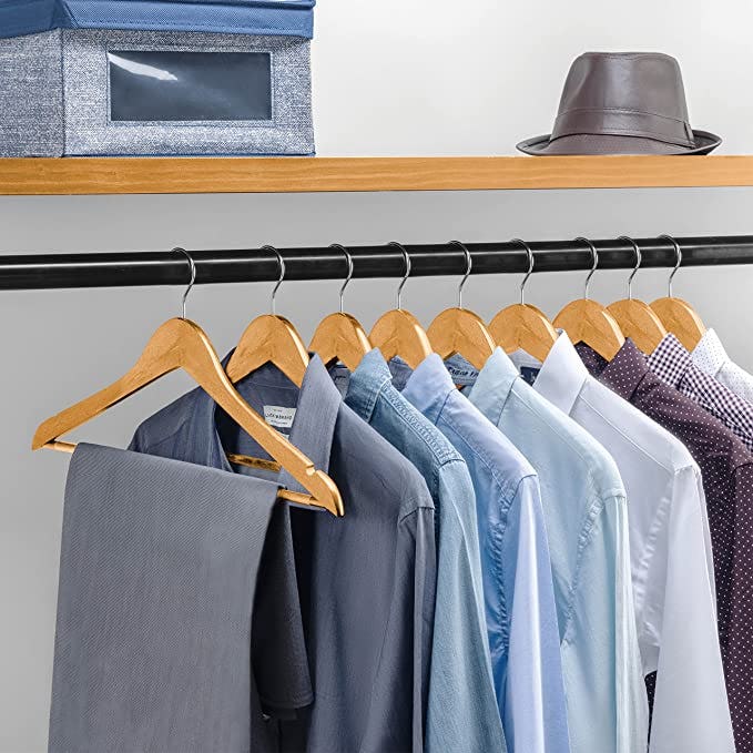 Zober Wooden Hangers (20-Pack)