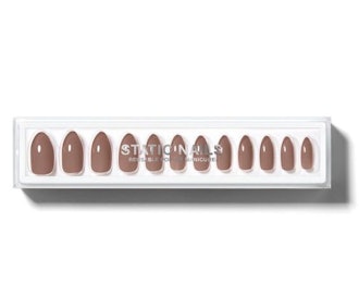 Static Nails Fawn Almond Reusable Pop-On Manicures