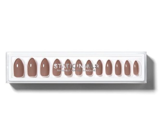 Static Nails Fawn Almond Reusable Pop-On Manicures