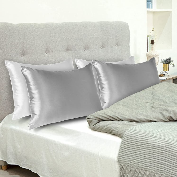 J JIMOO Silk Pillowcase