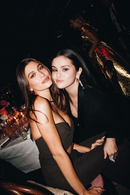 At the Academy Museum of Motion Pictures 2nd Annual Gala, Selena Gomez and Hailey Bieber's body lang...