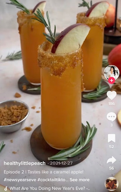 You can make an apple cider mimosa as a TikTok cocktail recipe.