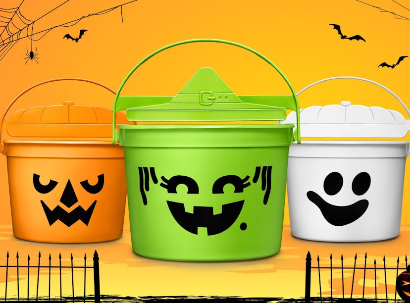Do McDonald's Halloween 2022 Pails have lids? The buckets are unique.