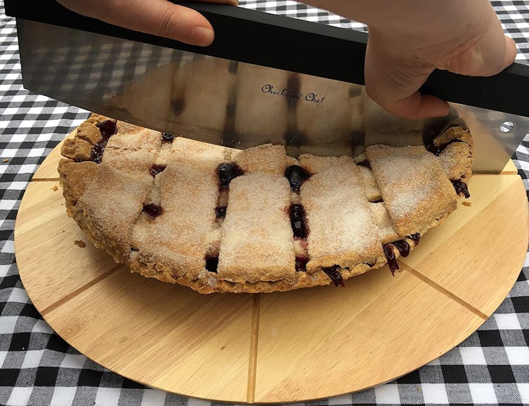 Checkered Chef Cutting Board and Pizza Cutter