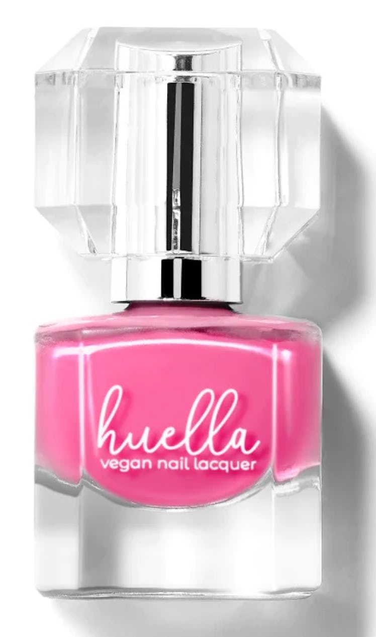 Huella Reign Over Me for fall 2022 nails