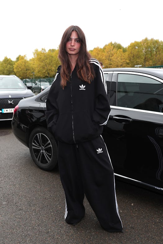 Emily Ratajkowski attends the Balenciaga Womenswear Spring/Summer 2023 show 