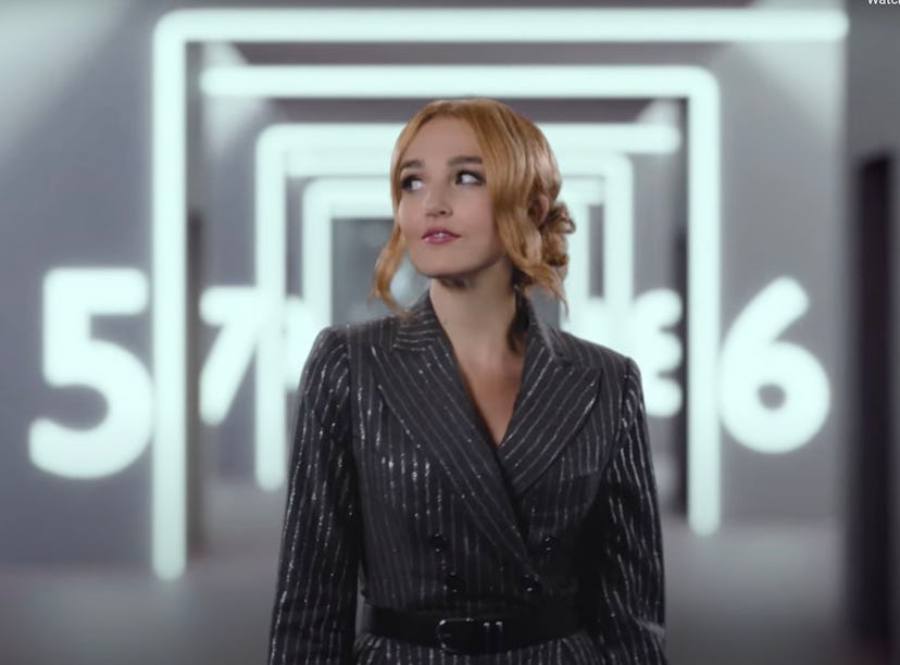 Chloe Fineman recreates Nicole Kidman's iconic AMC ad on 'Saturday Night Live'