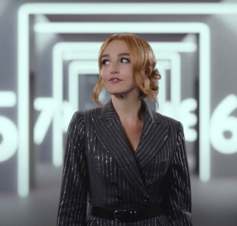 Chloe Fineman recreates Nicole Kidman's iconic AMC ad on 'Saturday Night Live'