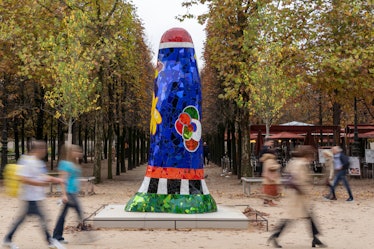 Niki de Saint Phalle’s sculpture “Blue Obelisk with Flowers” in the Jardin des Tuileries in Paris