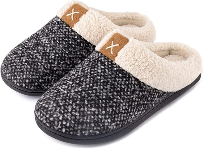 ULTRAIDEAS Women’s Fuzzy House Shoes with Memory Foam