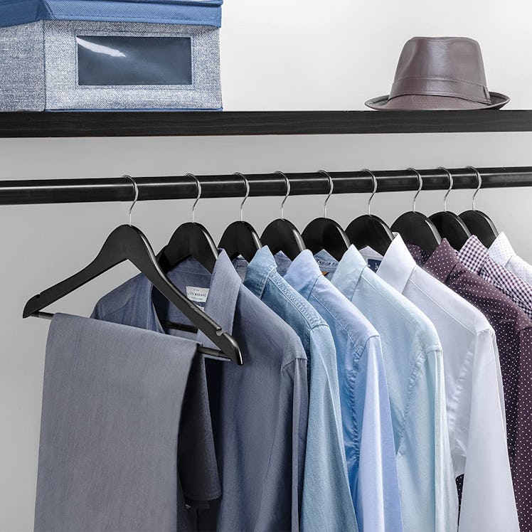 Zober Wooden Hangers (20-Pack)