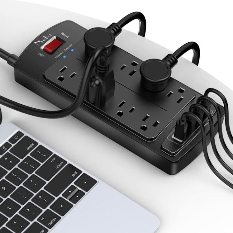 Nuetsa Surge Protector Power Strip