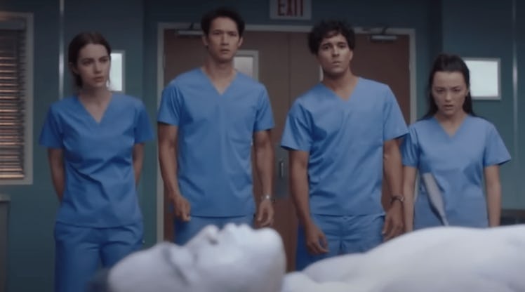 the cast of 'Grey's Anatomy' season 19