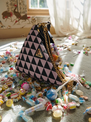 Triangle bag with candy.