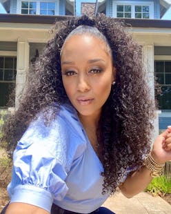 Tia Mowry outside sunny selfie