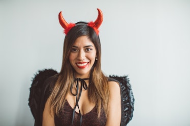 The devil is an easy last minute Halloween costume for 2022 for the Aries zodiac.