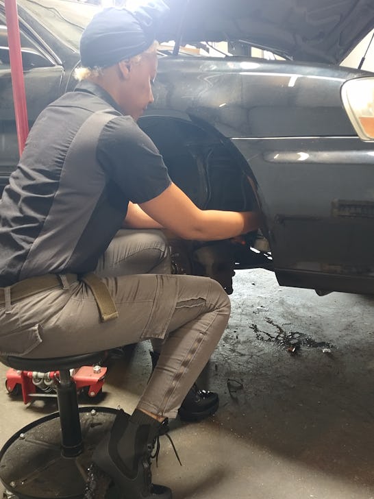 Rob Reneau of Georgia Auto Solutions works on a car