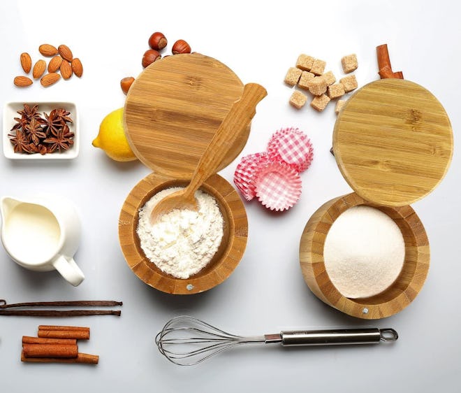 Estilo 2 Piece Bamboo Salt and Pepper Bowls