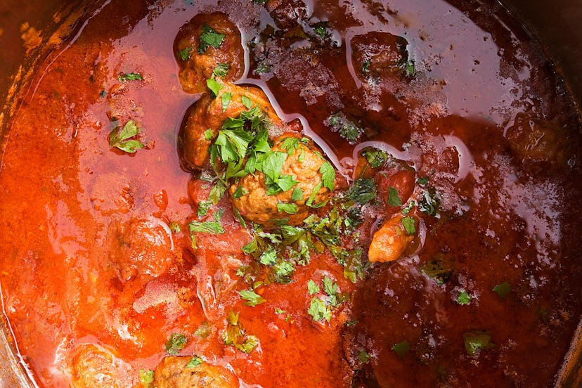 Sweet and savory simmering meatballs