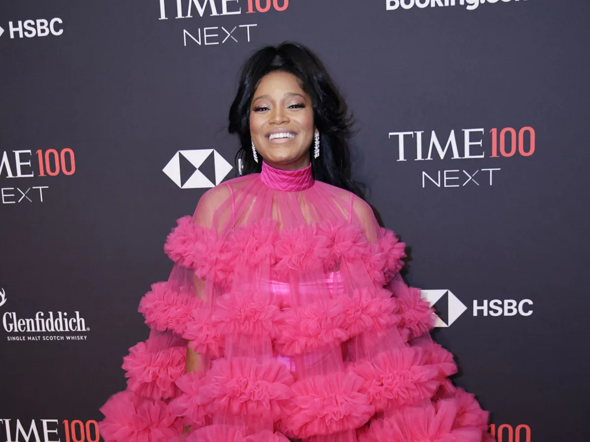 keke palmer pink dress Keke Palmer Coats Herself Head-to-Toe in Gucci Logos