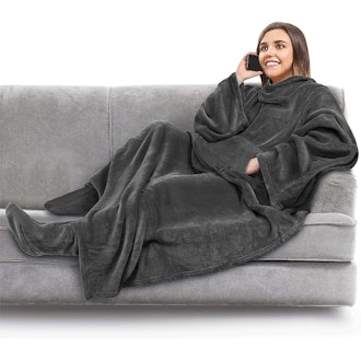 PAVILIA Wearable Fleece Blanket