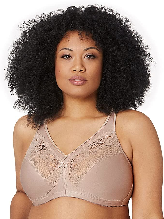 The 10 Best Minimizing Bras, According To A Bra Fit Expert