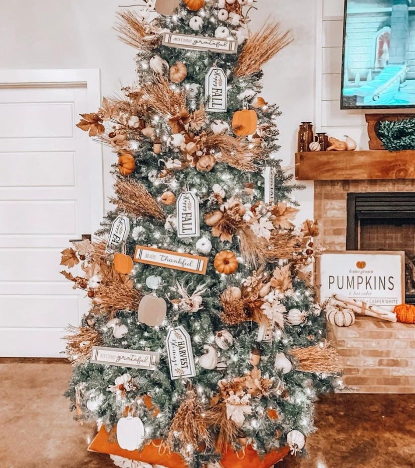 Thanksgiving Christmas tree 