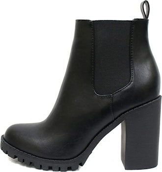 Soda Glove Ankle Boots
