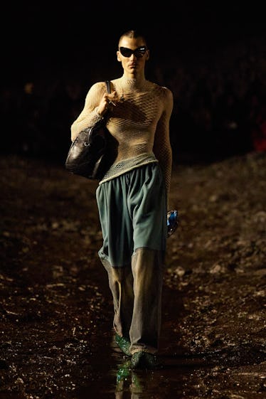 a look from Balenciaga spring 2023