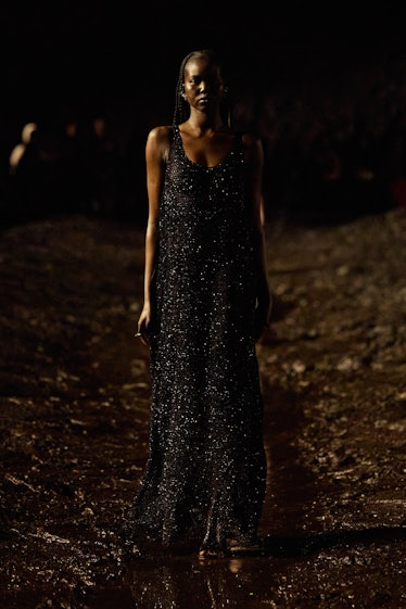 a look from Balenciaga spring 2023