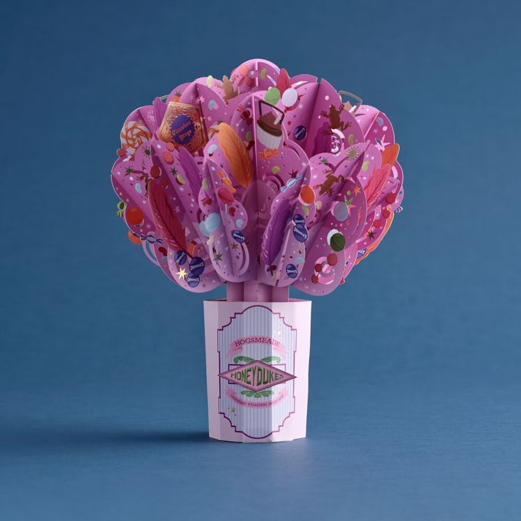 This Honeydukes bouquet is part of Lovepop's 'Harry Potter' card collection. 