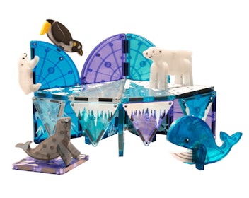 Arctic animal themed magna-tile set