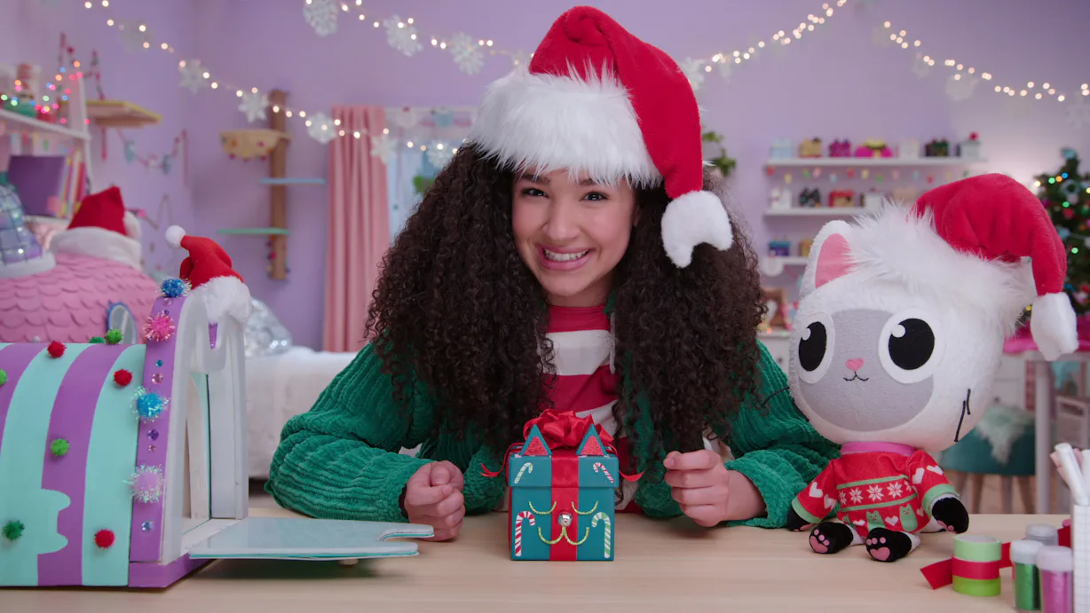 Gabby6 New Christmas 'Gabby’s Dollhouse' Episode Features The Return Of Santa ...