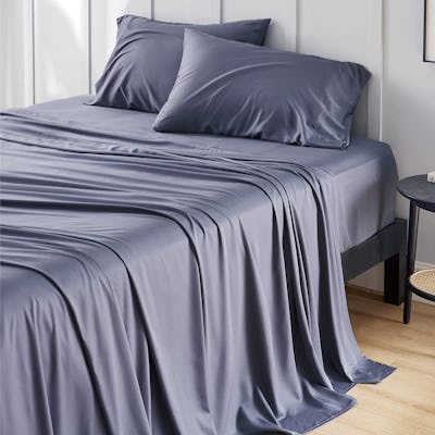The 7 Best Cooling Sheets For Hot Sleepers