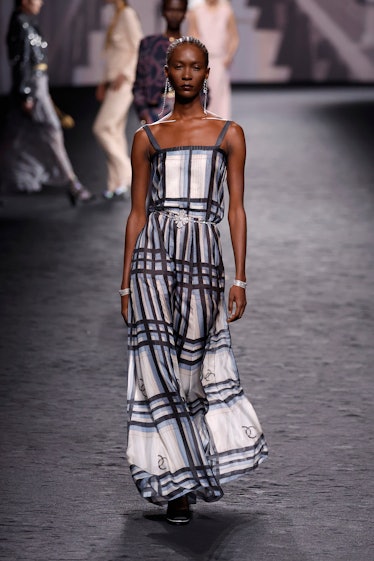 Dolce & Gabbana Ready To Wear Fashion Show Collection Spring Summer 2023,  Runway look #0120 – Milan Fashion Week. – NOWFASHION