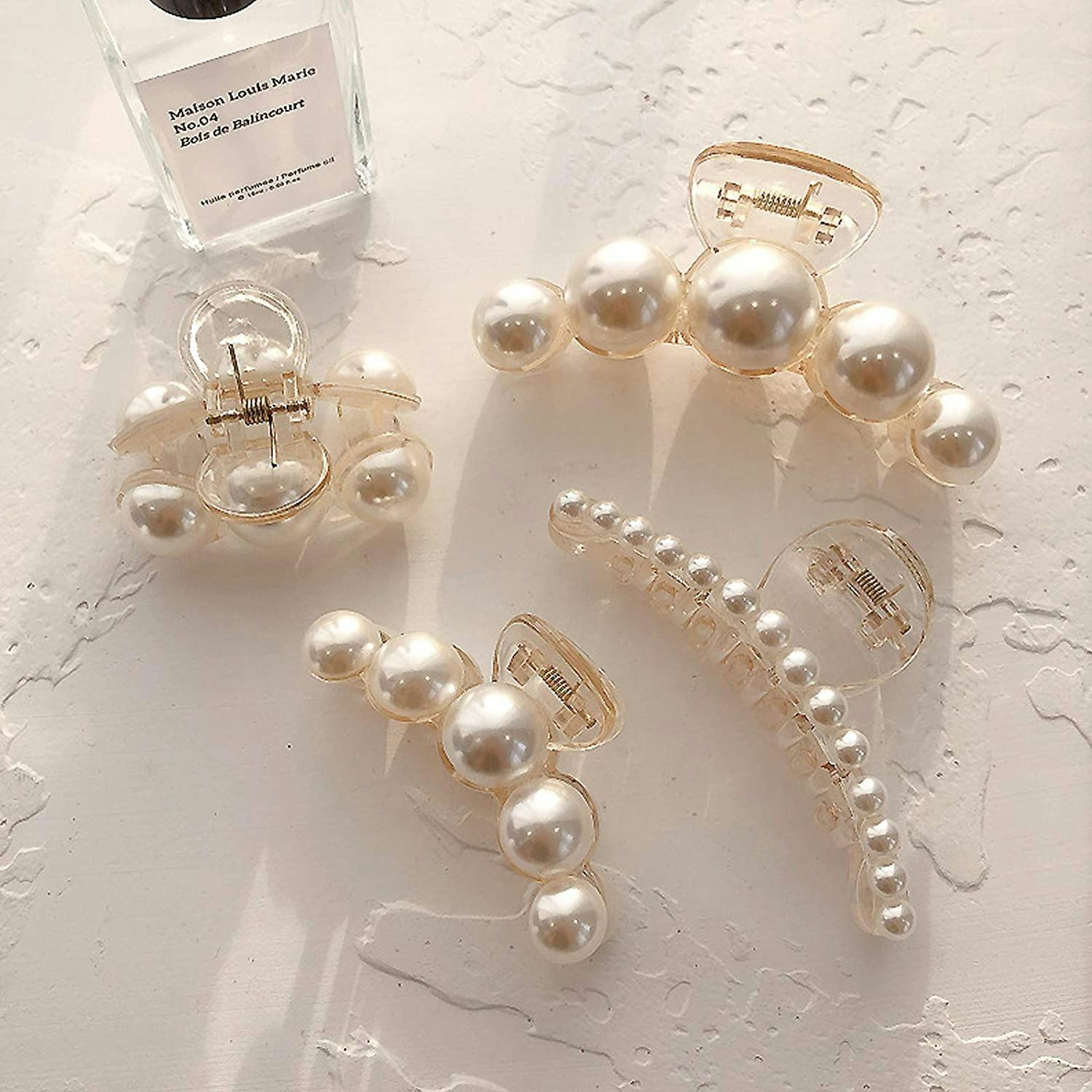 Agirlvct Pearl Hair Claw Clips (4-Pack)